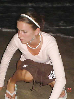 Ragazze ubriache pisciano N.2