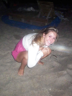 Ragazze ubriache pisciano N.2