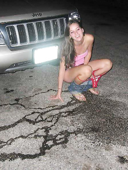 Ragazze ubriache pisciano N.2