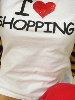 Gnocchetta depilata scopa con fidanzato cornuto