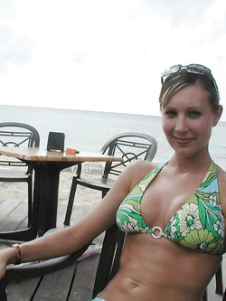 Foto hard di giovani sposi in luna di miele