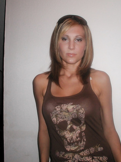 Foto hard di giovani sposi in luna di miele