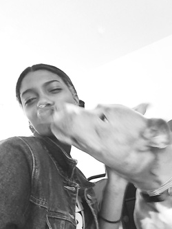 Selfie di una super figona mulatta