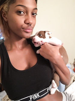 Selfie di una super figona mulatta