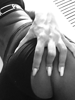 Selfie di una super figona mulatta