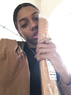 Selfie di una super figona mulatta