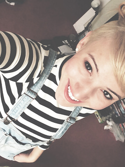 Selfie hot di una bella figa