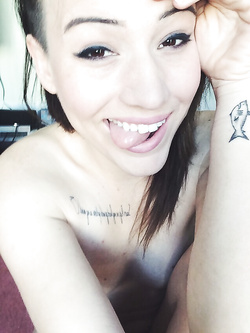 Selfie hot di una bella figa