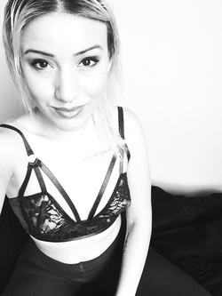 Selfie hot di una bella figa