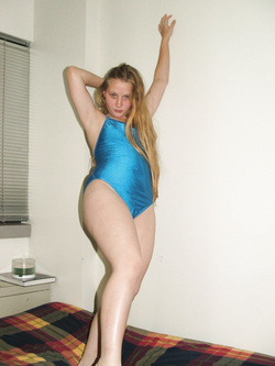 Troietta norvegese esibizionista