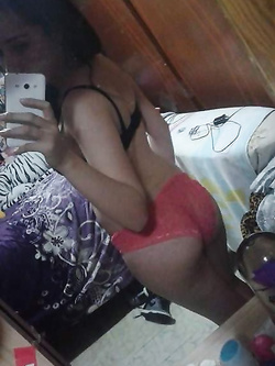 Foto sexy amatoriali rubate di una 21 enne