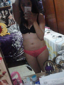 Foto sexy amatoriali rubate di una 21 enne