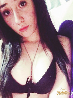 Foto sexy amatoriali rubate di una 21 enne