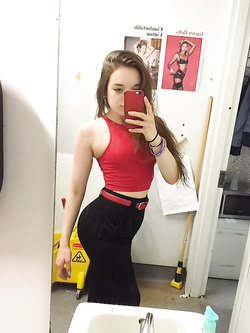 Foto porno di Whatsapp di una 18enne