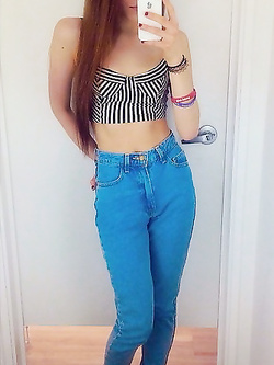 Foto porno di Whatsapp di una 18enne