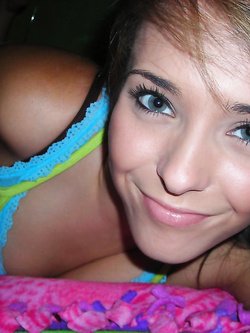 Ex ragazza sputtanata dal fidanzato