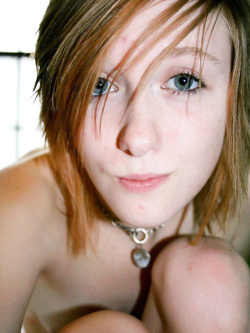 Foto di una teen esibizionista