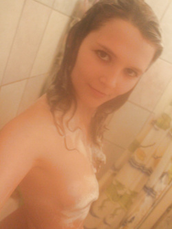 Autoscatti di una troietta rumena