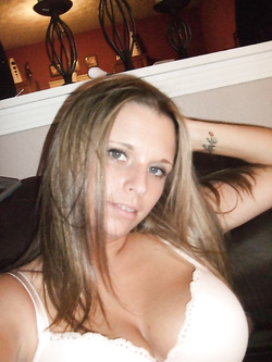 Foto di una cheerleader tettona