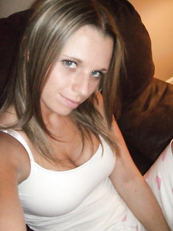 Foto di una cheerleader tettona