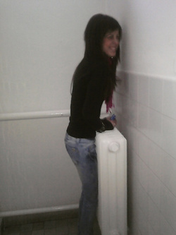 Foto di una troietta genovese figa