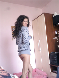 Foto di una troietta genovese figa