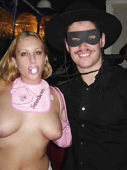 Ragazze ubriache ai party