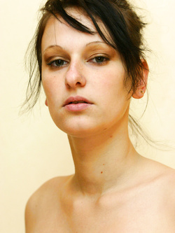 Natacha, nuda in pose sexi