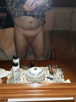 Il mio cazzetto depilato