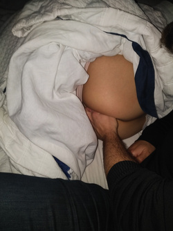 Mentre dorme accarezzata