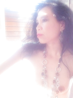 MAUREEN THAILANDESE PORNOSTAR PER DISTINTI GENTLEMEN Parte 13