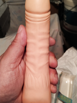 Tutto è buono per godere...amo usarlo con fighe calde e porche