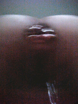 ...sbrodola a gambe aperte