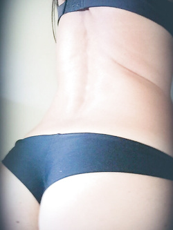 Che mi fareste ? Adoro le porcate ...