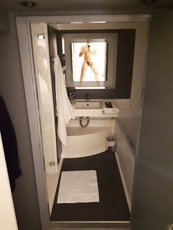 Il mio cazzo è a tua disposizione