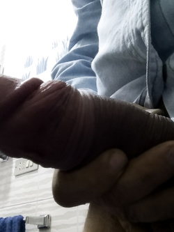 entra tutto in gola e poi si svuota