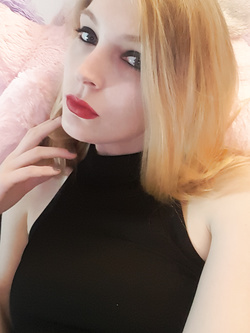 Betti 30 yo BDSM Polish wife slut in action