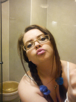 Iza 30 yo Polish hairy wife web whore