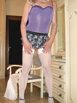 Sexy con calze bianche