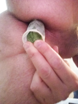 Sotto il culo delle Miss a ingoiare