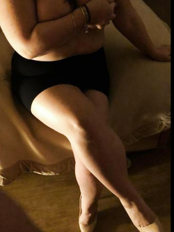 Troia Cosce mamma milfona over 60