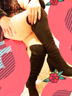 Troia Cosce mamma milfona over 60