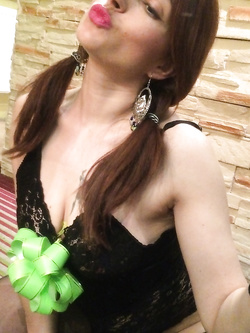 Iza 30 yo Polish hairy wife slut masturbating