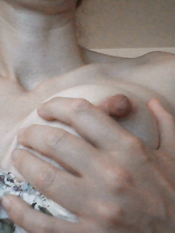 Seno nudo molto semplice