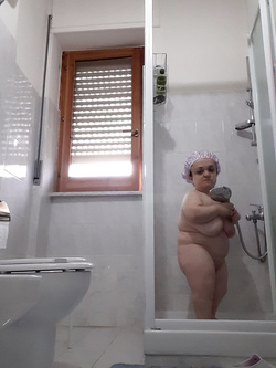 Nana eccitata di avellino