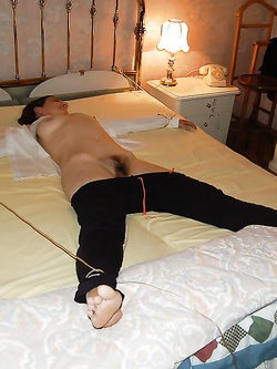 Mia moglie legata e schiavizzata