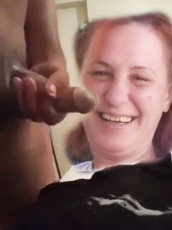 Vuoi vedere quanto è troia tua moglie 3