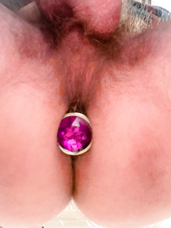 Mi moglie mi tappa il culetto