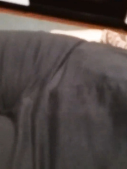 Mia moglie viene messa a nudo