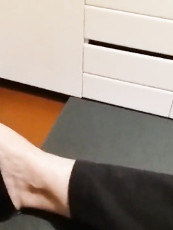 Mia moglie viene messa a nudo 2